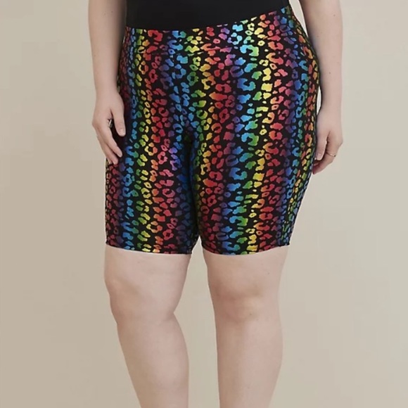 Torrid rainbow leopard bike shorts. Torrid ssize 3X. - Picture 2 of 5